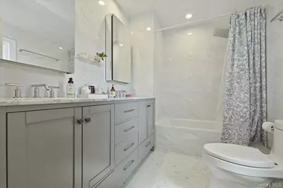 98 Vincent Place, Lynbrook, NY 11563 - Photo 22