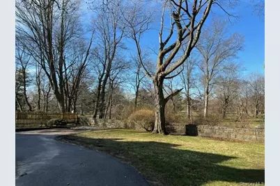 535 North Street, White Plains, NY 10605 - Photo 8