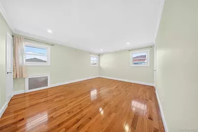 38 S Oaks Boulevard, Plainview, NY 11803 - Photo 28