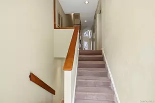 4 Tudor Cir, Yorktown Heights, NY 10598 - Photo 2