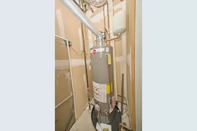 7 Monitor Road, Smithtown, NY 11787 - Photo 32