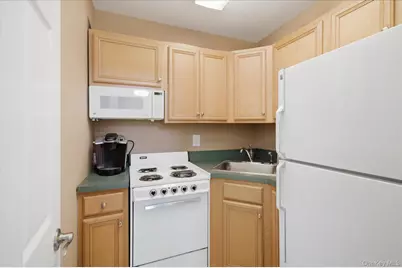 7 Monitor Road, Smithtown, NY 11787 - Photo 28