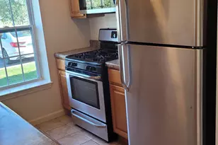 266 Ruth Ct, Middletown, NY 10940 - Photo 2