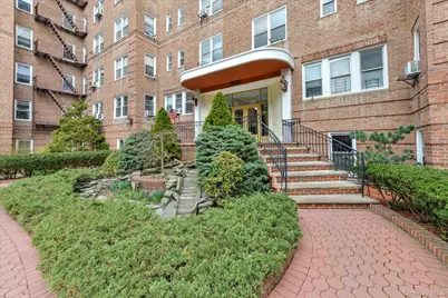 9941 64th Avenue #E11, Rego Park, NY 11374 - Photo 20