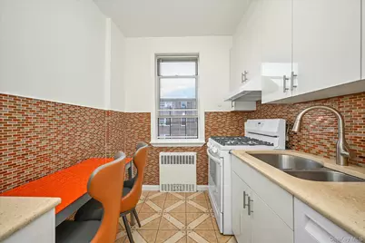 9941 64th Avenue #E11, Rego Park, NY 11374 - Photo 6