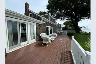 1429 Peconic Bay Boulevard, Jamesport, NY 11947 - Photo 18
