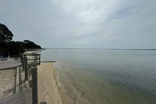 1429 Peconic Bay Blvd, Jamesport, NY 11947 - Photo 24