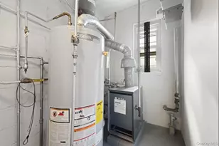 69-23 66th Dr, Middle Village, NY 11379 - Photo 28