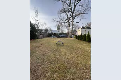 14 Redbrook Road, Great Neck, NY 11024 - Photo 20