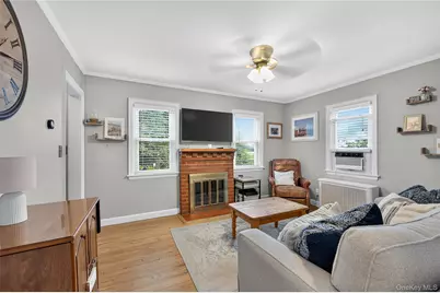 13 Prospect Street, Glen Head, NY 11545 - Photo 6