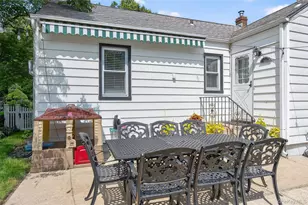 13 Prospect St, Glen Head, NY 11545 - Photo 22