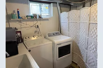 5 Sage Court, Huntington Station, NY 11746 - Photo 12