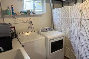 5 Sage Ct, Huntington Station, NY 11746 - Photo 12