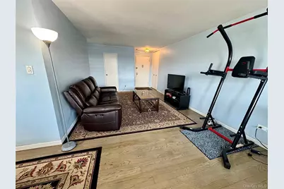 87-10 149th Avenue #5D, Howard Beach, NY 11414 - Photo 4