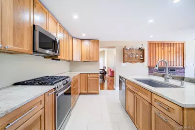 1548 State Route 32, Wallkill, NY 12589 - Photo 14