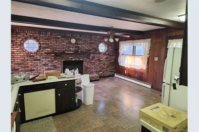 77 Nims Avenue, West Babylon, NY 11704 - Photo 8