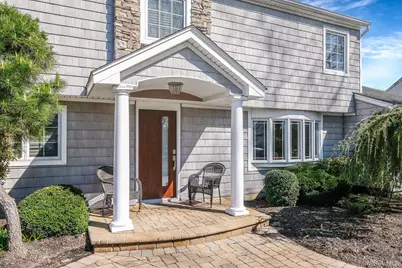 43 Hallock Avenue, Smithtown, NY 11787 - Photo 4
