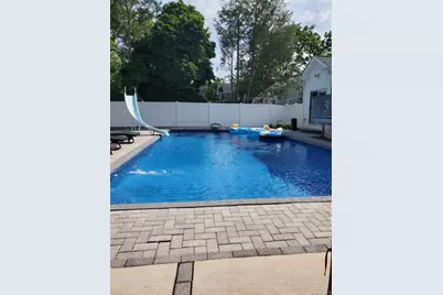 43 Hallock Avenue, Smithtown, NY 11787 - Photo 44