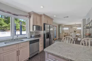 43 Hallock Ave, Smithtown, NY 11787 - Photo 20