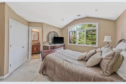 43 Hallock Avenue, Smithtown, NY 11787 - Photo 38
