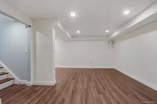 246 Tibbetts Rd, Yonkers, NY 10705 - Photo 22