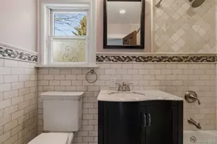 246 Tibbetts Rd, Yonkers, NY 10705 - Photo 6