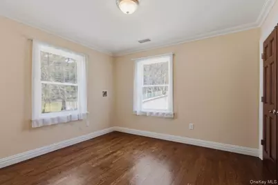 246 Tibbetts Road, Yonkers, NY 10705 - Photo 14