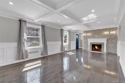 154 California Avenue, Freeport, NY 11520 - Photo 6