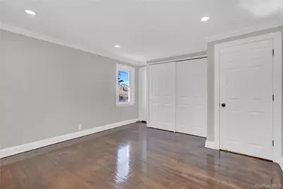 154 California Avenue, Freeport, NY 11520 - Photo 22