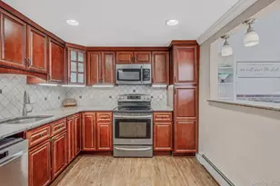 5 Valley Cir, Miller Place, NY 11764 - Photo 14