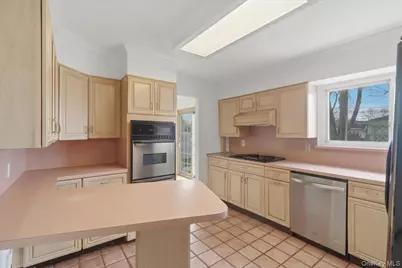 6 Arden Lane, Commack, NY 11725 - Photo 4