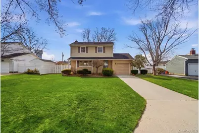 6 Arden Lane, Commack, NY 11725 - Photo 1