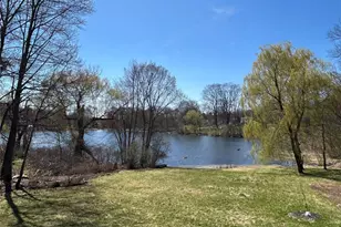 43 Woodbine Dr, Mahopac, NY 10541 - Photo 32