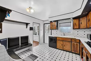43 Woodbine Dr, Mahopac, NY 10541 - Photo 10
