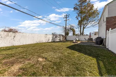 2 Fern Place, Plainview, NY 11803 - Photo 28