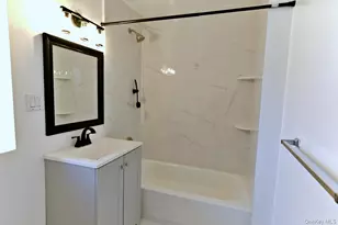 63 Herriot St, Yonkers, NY 10701 - Photo 4