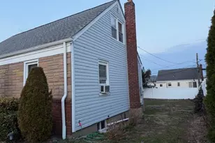 5 Totten St, Bethpage, NY 11714 - Photo 2