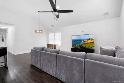 14 E 5th Street, Huntington, NY 11746 - Photo 14