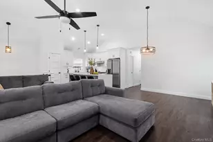 14 E 5th St, Huntington, NY 11746 - Photo 18