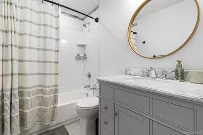 14 E 5th Street, Huntington, NY 11746 - Photo 20