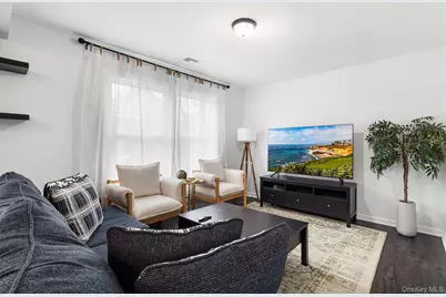 14 E 5th Street, Huntington, NY 11746 - Photo 4