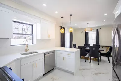 65-15 183rd Street, Fresh Meadows, NY 11365 - Photo 8