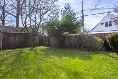 76-14 173rd Street, Fresh Meadows, NY 11366 - Photo 12