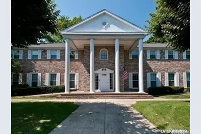 95 Woodlake Drive W #95, Woodbury, NY 11797 - Photo 34