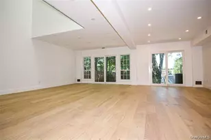 95 Woodlake Dr W, Woodbury, NY 11797 - Photo 12