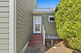 22 Peninsula Dr, Sag Harbor, NY 11963 - Photo 16