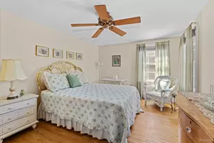 22 Peninsula Dr, Sag Harbor, NY 11963 - Photo 8