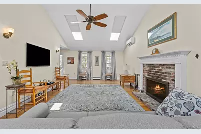 22 Peninsula Drive, Sag Harbor, NY 11963 - Photo 8
