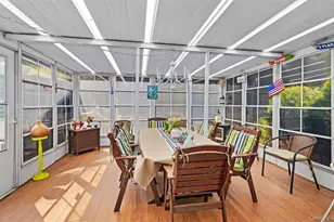 22 Peninsula Dr, Sag Harbor, NY 11963 - Photo 12