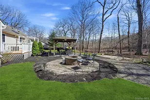 205 Great Rock Dr, Wading River, NY 11792 - Photo 42